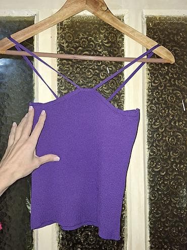dve suknje po: Ljubičasti ženski top na bretele. Odgovara za S i M velicinu at lalafo.rs — 2 dve suknje po: Ljubičasti ženski top na bretele. Odgovara za S i M velicinu — 2