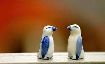 Dve minijaturne porcelanske KOBALT figurine PINGVINA. KOBALT. Delft na lalafo.rs — 5 Dve minijaturne porcelanske KOBALT figurine PINGVINA. KOBALT. Delft — 5