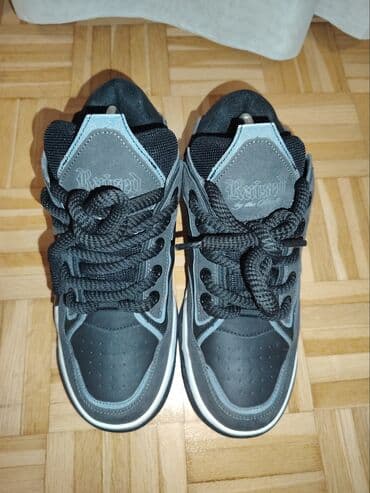 Patike, veličina - 42 na lalafo.rs Patike, veličina - 42