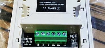 RGB kontroler zidni osetljiv na dodir STAKLO. PVC 3800RSD VPC 3300rsd na lalafo.rs — 10 RGB kontroler zidni osetljiv na dodir STAKLO. PVC 3800RSD VPC 3300rsd — 10