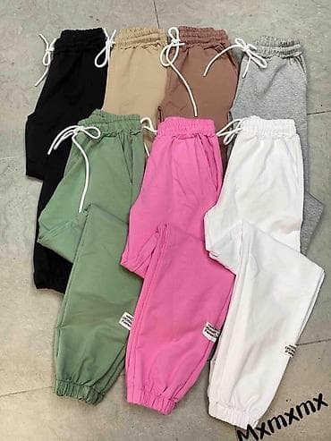 Women's Sweatsuits: 💫Ženske trenerke – klasičan jogger kroj
✅1900 din at lalafo.rs — 7 Women's Sweatsuits: 💫Ženske trenerke – klasičan jogger kroj
✅1900 din — 7