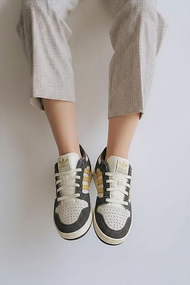 Adidas patike – niske lifestyle/sportske patike sa pertlama. Gornjište na lalafo.rs Adidas patike – niske lifestyle/sportske patike sa pertlama. Gornjište