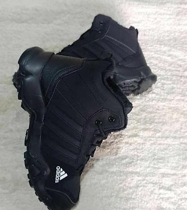 Adidas Gumirane
3350 din
41-46
PR🍀 na lalafo.rs — 1 Adidas Gumirane
3350 din
41-46
PR🍀 — 1