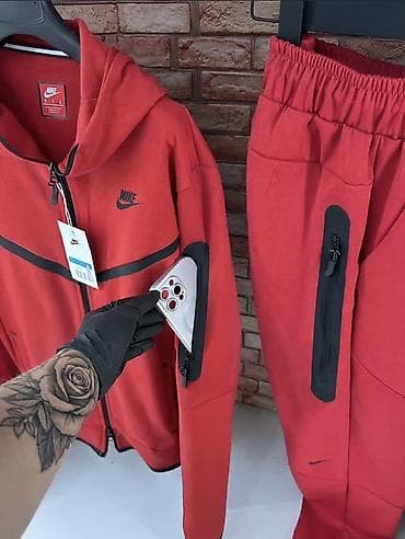 Trenerka Nike, bоја - Crvena na lalafo.rs — 4 Trenerka Nike, bоја - Crvena — 4