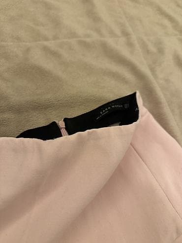 ZARA mini suknja u puder‑roze boi, u odlicnom stanju na lalafo.rs — 2 ZARA mini suknja u puder‑roze boi, u odlicnom stanju — 2