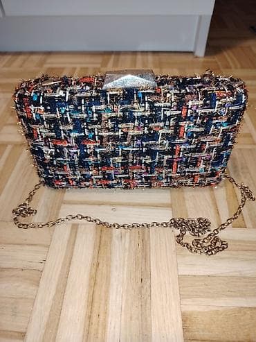 Elegantna ženska večernja torbica/clutch sa lancem. - Materijal na lalafo.rs — 1 Elegantna ženska večernja torbica/clutch sa lancem. - Materijal — 1