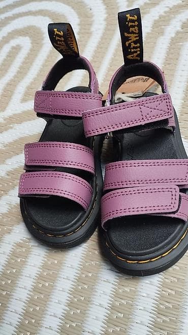 Kožne sandale Dr Martens sa debelim đonom broj 26 kupljene u USA,nikad na lalafo.rs — 6 Kožne sandale Dr Martens sa debelim đonom broj 26 kupljene u USA,nikad — 6