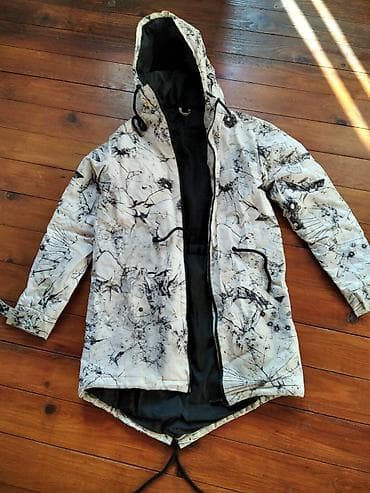 Jakna vel. M/L u dobrom stanju za ove pare na lalafo.rs — 1 Jakna vel. M/L u dobrom stanju za ove pare — 1