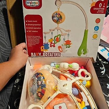 02. Muzicka vrteska sa projektorom** Cena: 3099din Ova muzcka na lalafo.rs — 3 02. Muzicka vrteska sa projektorom** Cena: 3099din Ova muzcka — 3