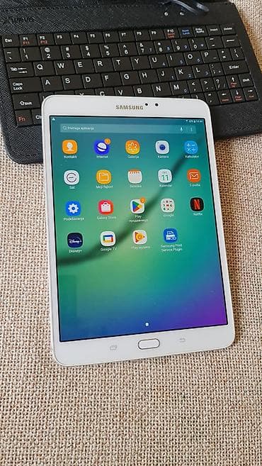 Samsung Galaxy Tab A – 8.0 inča, beli + futrola sa tastaturomI jos at lalafo.rs — 2 Samsung Galaxy Tab A – 8.0 inča, beli + futrola sa tastaturomI jos — 2