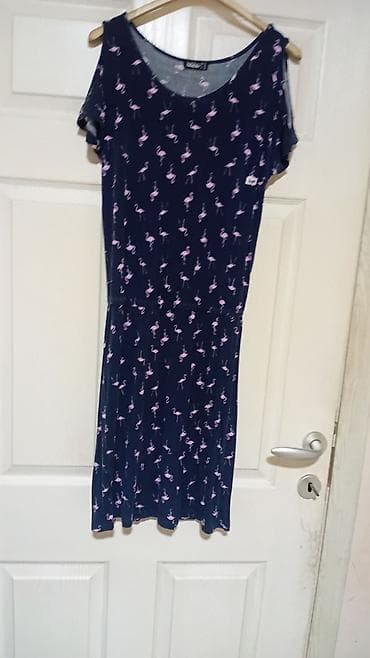 dve suknje po: Lot haljina – 4 kom 1) Haljina bez rukava, gornji deo sa cik-cak na lalafo.rs — 4 dve suknje po: Lot haljina – 4 kom 1) Haljina bez rukava, gornji deo sa cik-cak — 4