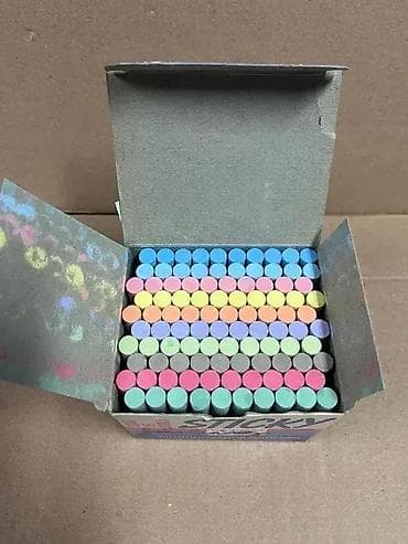 Orginal kreda iz francuske regije Champagne. Pakovanje 100kom at lalafo.rs — 1 Orginal kreda iz francuske regije Champagne. Pakovanje 100kom — 1