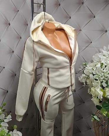 zenske broj: Dva-deo ženski komplet trenerke sa kapuljačom gs - Model: gornji deo at lalafo.rs — 3 zenske broj: Dva-deo ženski komplet trenerke sa kapuljačom gs - Model: gornji deo — 3