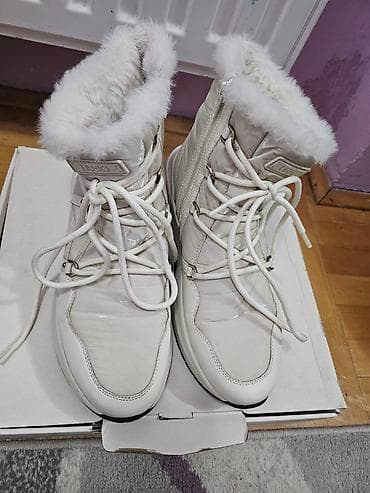 Bukvalno nove Lui-jo čizme br 39. Obivene su 2 puta. Kupljene prošle na lalafo.rs — 6 Bukvalno nove Lui-jo čizme br 39. Obivene su 2 puta. Kupljene prošle — 6