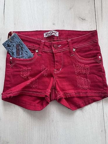 Crvene teksas šorts pantalone – Nesal Jeans Velicina 26 - Model na lalafo.rs — 1 Crvene teksas šorts pantalone – Nesal Jeans Velicina 26 - Model — 1