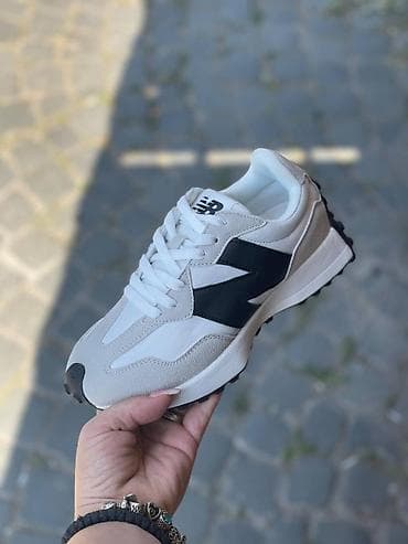 Women's Footwear: New balance 327 patike
Novo
Brojevi 36 do 41
fb Moja Kupovina 1 at lalafo.rs — 1 Women's Footwear: New balance 327 patike
Novo
Brojevi 36 do 41
fb Moja Kupovina 1 — 1