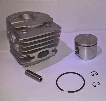 Set cilindar + klip za dvotaktni motor Opis: - Komplet obuhvata na lalafo.rs Set cilindar + klip za dvotaktni motor Opis: - Komplet obuhvata