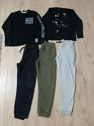 Kids' costumes: Stvarčice za dečaka u odličnom stanju. Veličina 12/13. Cena za sve at lalafo.rs — 1 Kids' costumes: Stvarčice za dečaka u odličnom stanju. Veličina 12/13. Cena za sve — 1