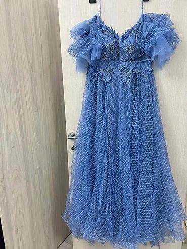 Svečana haljina u boji prašnjavo plave/lavande. - Silueta: midi do na lalafo.rs — 1 Svečana haljina u boji prašnjavo plave/lavande. - Silueta: midi do — 1