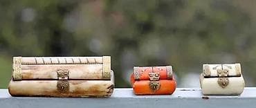 Vintage Bone Box kutije od kamilje kosti. Cene su odredjene na lalafo.rs Vintage Bone Box kutije od kamilje kosti. Cene su odredjene