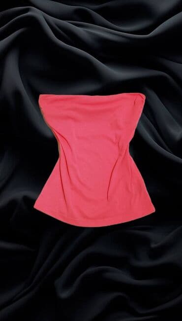 Majice, bluze po 400 dinara🟨 na lalafo.rs — 22 Majice, bluze po 400 dinara🟨 — 22