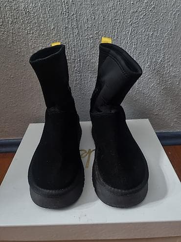 Ugg obuća 39, bоја - Crna na lalafo.rs — 2 Ugg obuća 39, bоја - Crna — 2