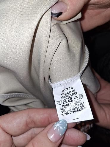 Elegantna mini haljina sa šljokicama - Boja: šampanj/rose gold - na lalafo.rs — 3 Elegantna mini haljina sa šljokicama - Boja: šampanj/rose gold - — 3