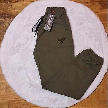 Trenerka Guess, bоја - Maslinasto zelena na lalafo.rs Trenerka Guess, bоја - Maslinasto zelena