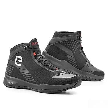 Radne patike visokog profila – lagane, zaštitne i udobne - Dizajn na lalafo.rs Radne patike visokog profila – lagane, zaštitne i udobne - Dizajn