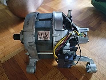 Motori za veš mašine: Rezervni delovi za veš mašinu –VOX motor i vrata - Električni motor na lalafo.rs — 1 Motori za veš mašine: Rezervni delovi za veš mašinu –VOX motor i vrata - Električni motor — 1