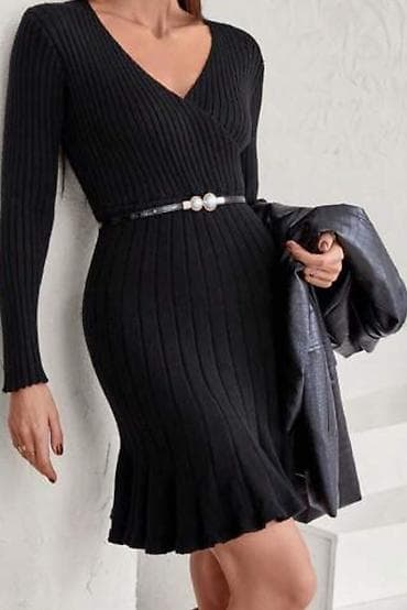 kom sa etiketom: Crna pletena haljina “Miss Two” M/L - Model: uska rebrasta pletenina at lalafo.rs — 2 kom sa etiketom: Crna pletena haljina “Miss Two” M/L - Model: uska rebrasta pletenina — 2