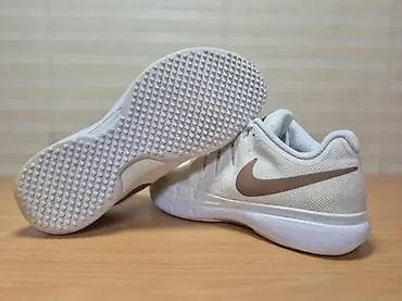 Nike Vapor 9.5 Tour (br.38,5) patike su u dobrom stanju kao što se na lalafo.rs — 4 Nike Vapor 9.5 Tour (br.38,5) patike su u dobrom stanju kao što se — 4