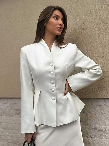 ✨Elegantni ženski sako sa strukiranom siluetom
✅2999 din na lalafo.rs — 5 ✨Elegantni ženski sako sa strukiranom siluetom
✅2999 din — 5