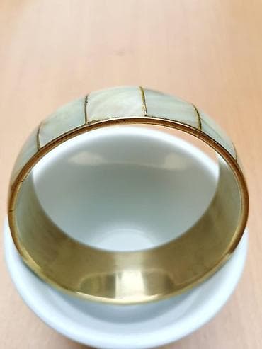 Narukvica SEDEF Narukvica SEDEF u mesingu. prečnik 6,8-7,7 cm at lalafo.rs — 5 Narukvica SEDEF Narukvica SEDEF u mesingu. prečnik 6,8-7,7 cm — 5