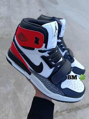 Muske i zenske patike
Jordan duboke
zenske 36-41
musle 36-46 na lalafo.rs — 2 Muske i zenske patike
Jordan duboke
zenske 36-41
musle 36-46 — 2