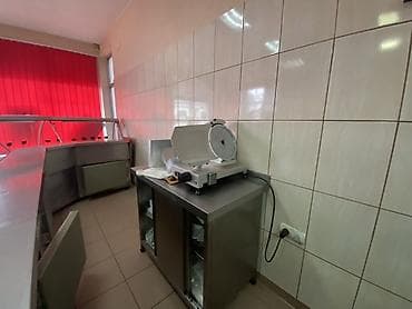 Zbog zatvaranja objekta prodaje se kompletan inventar mesare – spremno na lalafo.rs — 10 Zbog zatvaranja objekta prodaje se kompletan inventar mesare – spremno — 10