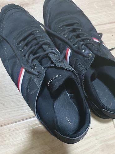 Tommy Hiflinger kupljene u Nemačkoj.Bez ostecenja at lalafo.rs — 5 Tommy Hiflinger kupljene u Nemačkoj.Bez ostecenja — 5