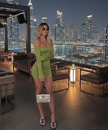 🔥Ženska mini haljina – model sa spuštenim ramenima
✅1700 din na lalafo.rs — 3 🔥Ženska mini haljina – model sa spuštenim ramenima
✅1700 din — 3