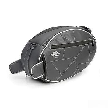 Bočna torba za skuter marke Lacoste, dizajnirana za praktično na lalafo.rs Bočna torba za skuter marke Lacoste, dizajnirana za praktično