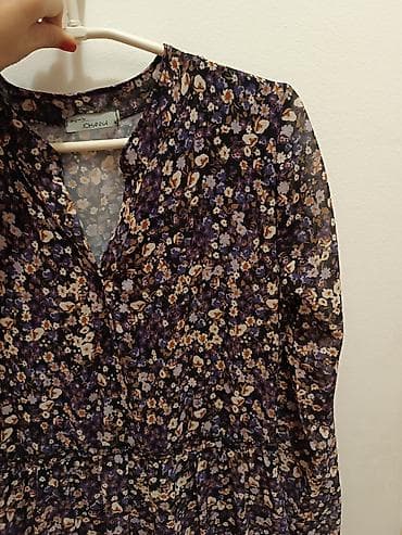 Haljina marke Johanna, veličine M, sa cvetnim dezenom u nijansama na lalafo.rs — 2 Haljina marke Johanna, veličine M, sa cvetnim dezenom u nijansama — 2