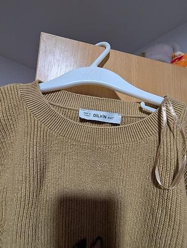 Zenski dzemper u odlicnom stanju na lalafo.rs — 2 Zenski dzemper u odlicnom stanju — 2