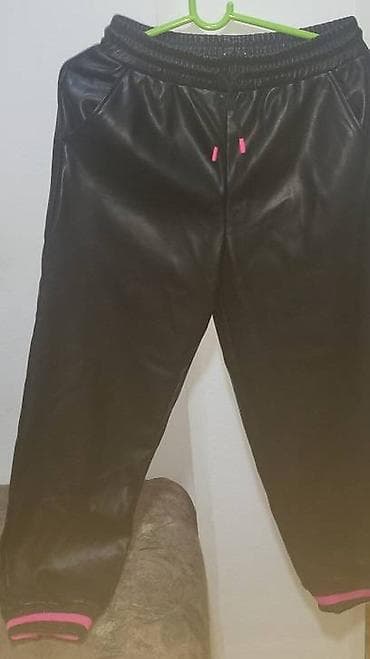 kom sa etiketom: Trenerka Sisley kožna, veličina 3xl za devojke od 14 god. oko 170 cm at lalafo.rs — 1 kom sa etiketom: Trenerka Sisley kožna, veličina 3xl za devojke od 14 god. oko 170 cm — 1