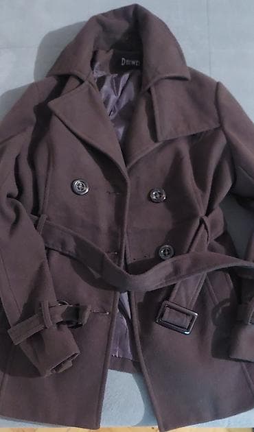 M, Jednobojni, Sa postavom na lalafo.rs M, Jednobojni, Sa postavom