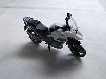 Siku motor BMW Police oko 1:24(6,5 cm.) ocuvan na lalafo.rs Siku motor BMW Police oko 1:24(6,5 cm.) ocuvan