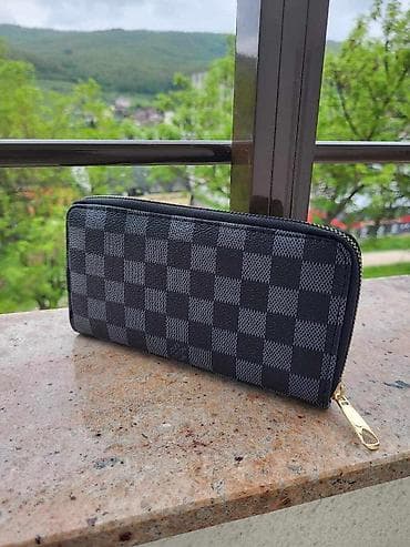 Novčanici
1.850 din
NP na lalafo.rs — 2 Novčanici
1.850 din
NP — 2