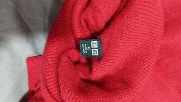 kom sa etiketom: Lot toplih džempera i kardigana – ženski komad 400dinara - 5 komada at lalafo.rs — 3 kom sa etiketom: Lot toplih džempera i kardigana – ženski komad 400dinara - 5 komada — 3