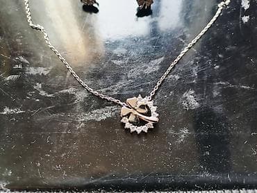 Srebrna ogrlica sa minđušama detelina kristali NOVO, u kutiji dužina na lalafo.rs — 3 Srebrna ogrlica sa minđušama detelina kristali NOVO, u kutiji dužina — 3