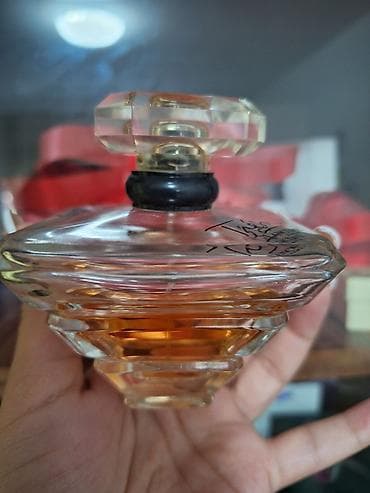 Lancôme Trésor – ženski parfem (EDP) - Originalna bočica legendarnog na lalafo.rs — 2 Lancôme Trésor – ženski parfem (EDP) - Originalna bočica legendarnog — 2