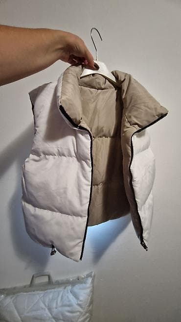 Prsluk sa dva lica
Nije nosen samo skunuta etiketa na lalafo.rs — 1 Prsluk sa dva lica
Nije nosen samo skunuta etiketa — 1