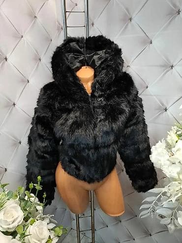 sako laneni: Kratka ženska jakna od veštačkog krzna sa kapuljačom - Model: puf at lalafo.rs — 1 sako laneni: Kratka ženska jakna od veštačkog krzna sa kapuljačom - Model: puf — 1